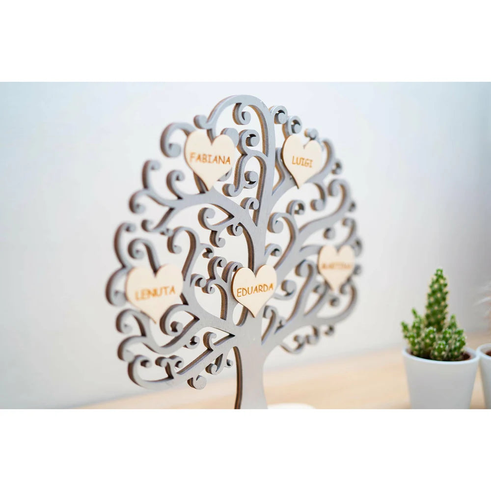 Albero della Vita in Legno con Nomi Incisi